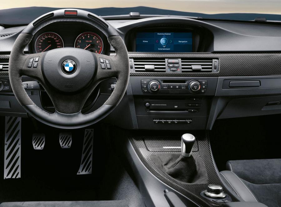  BMW 1-Series Coupe 2011 года  (фото 4 из 77)